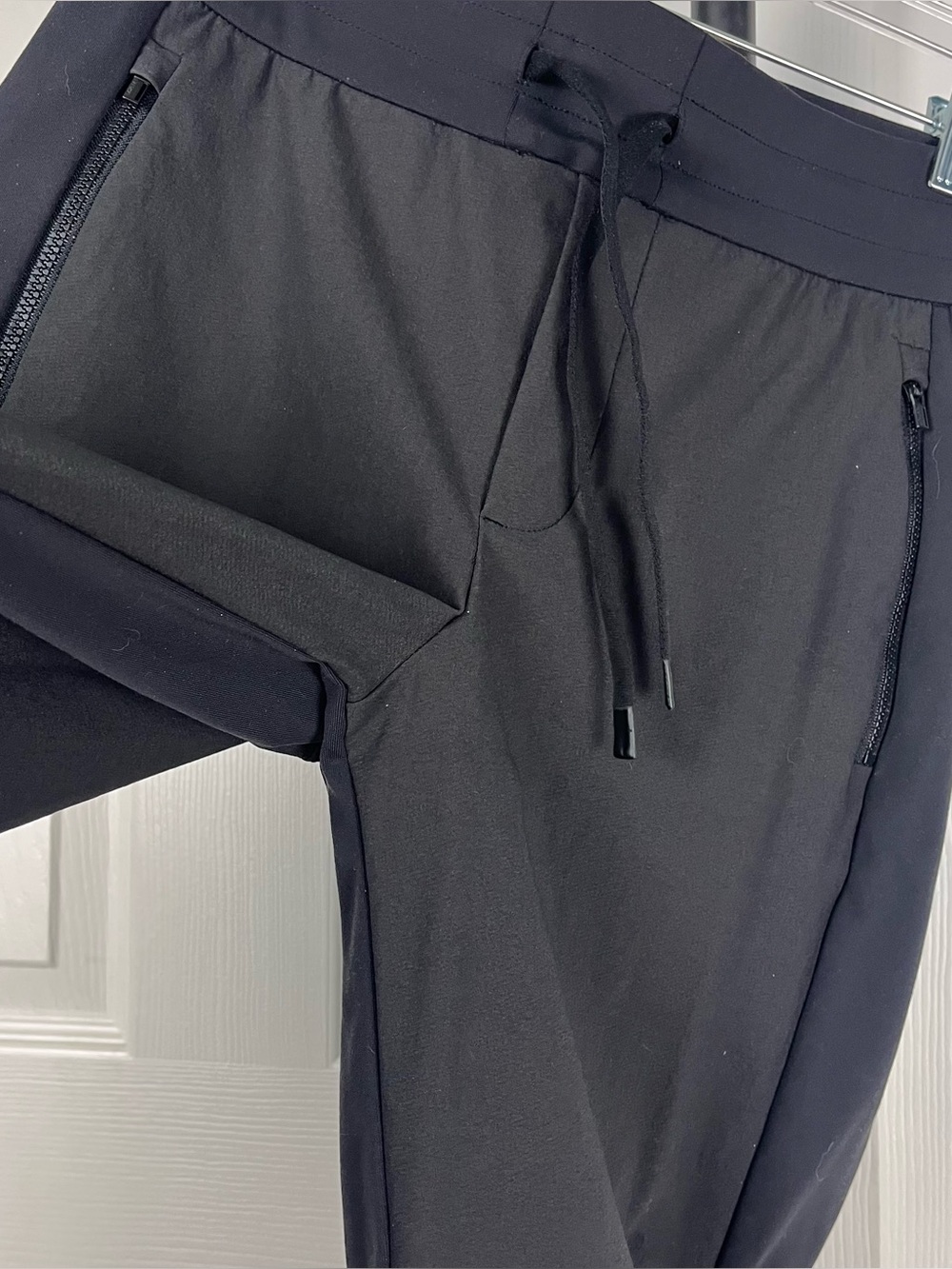 Athleta Headlands Hybrid Trek Mid Rise Jogger - Picture 3 of 8